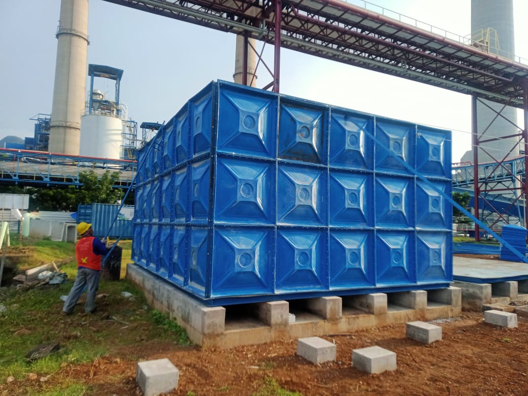 Foto Tangki Panel Fiberglass (2) Foto Tangki Panel Fiberglass (2)