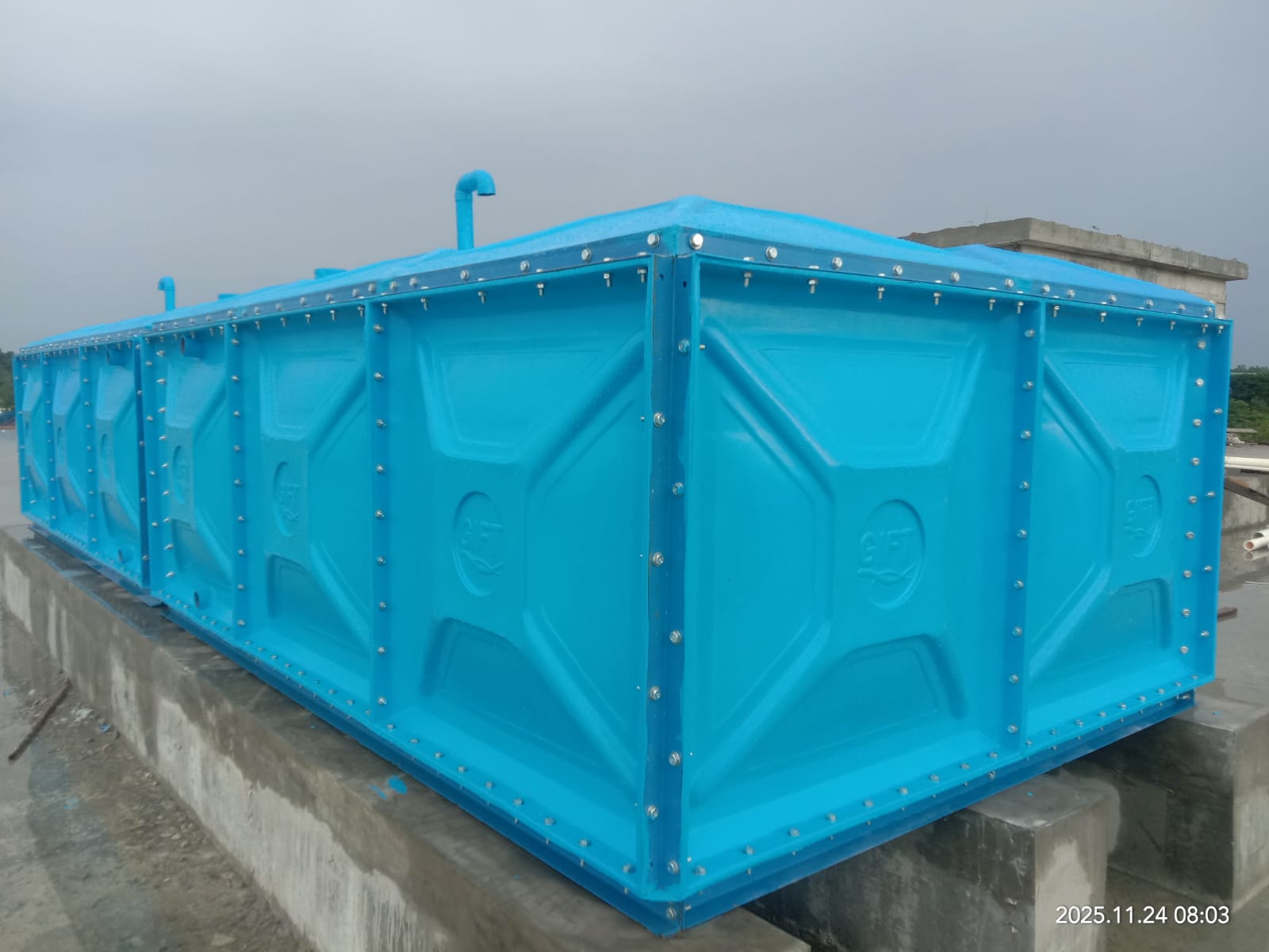 Foto Tangki Panel Fiberglass (5) Foto Tangki Panel Fiberglass (5)