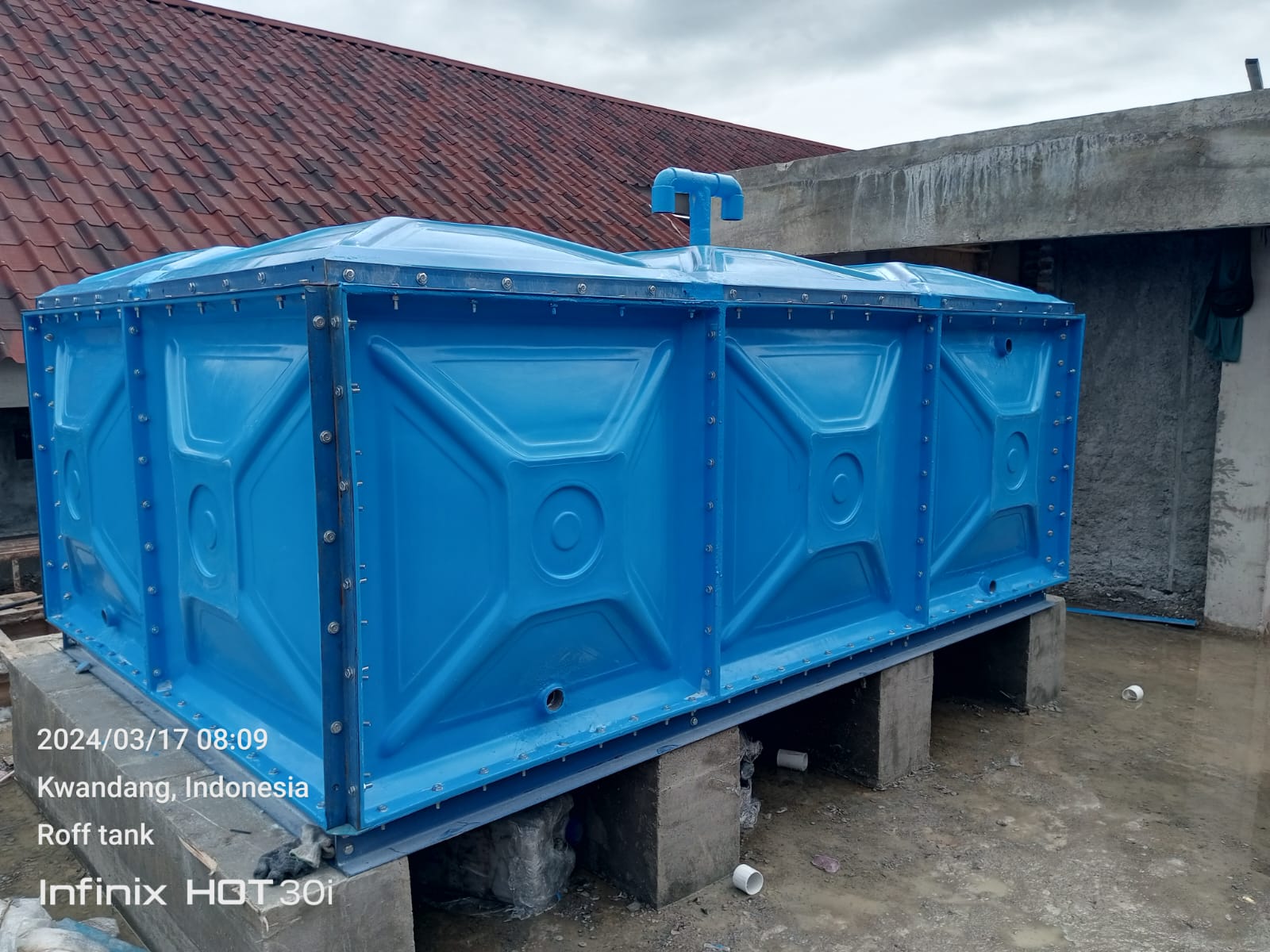 Foto Tangki Panel Fiberglass (7) Foto Tangki Panel Fiberglass (7)